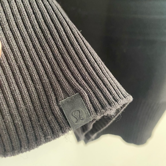 Lululemon all around crew neck black sweater - Picture 6 of 6
